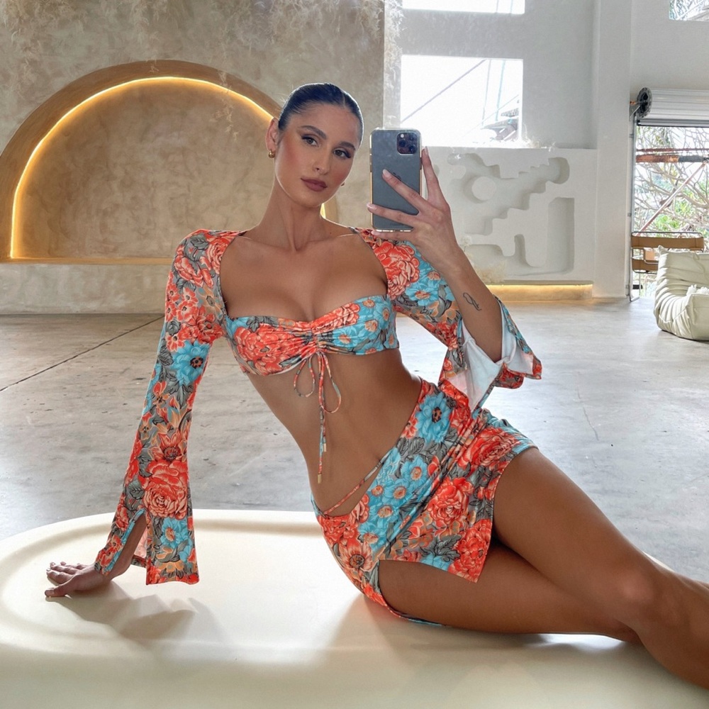 Generation outcast two piece set